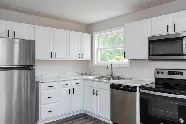 Building Photo - 5347 Haverfield Rd