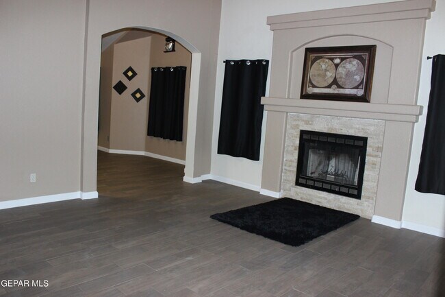 Building Photo - 394 Brill Cir