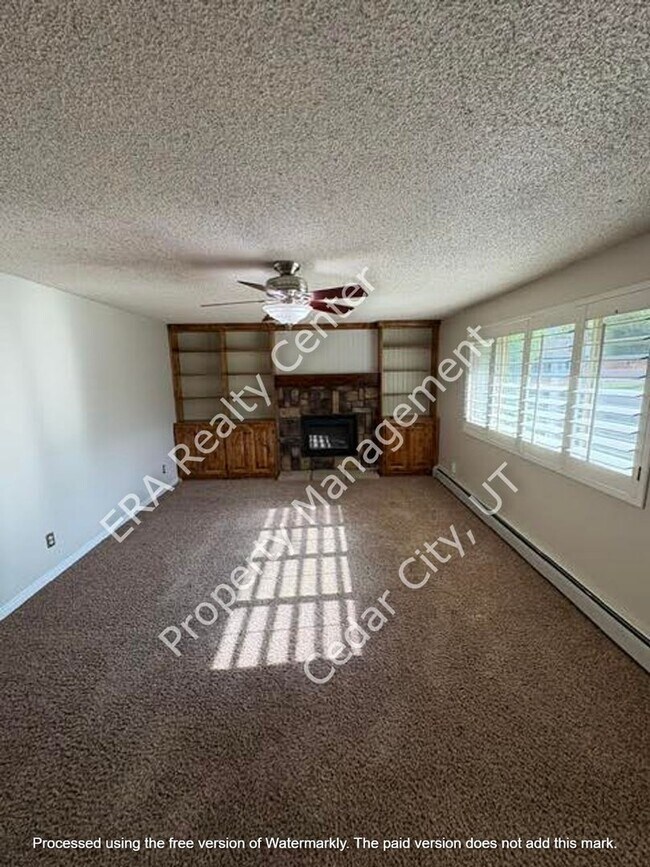 Building Photo - Move-In Bonus!!!! 2 bed - 1 bath in the Heart of Cedar City
