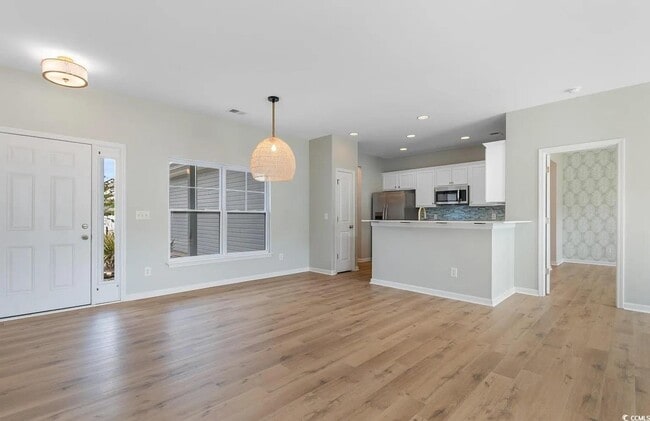 Building Photo - 207 Cupola Dr