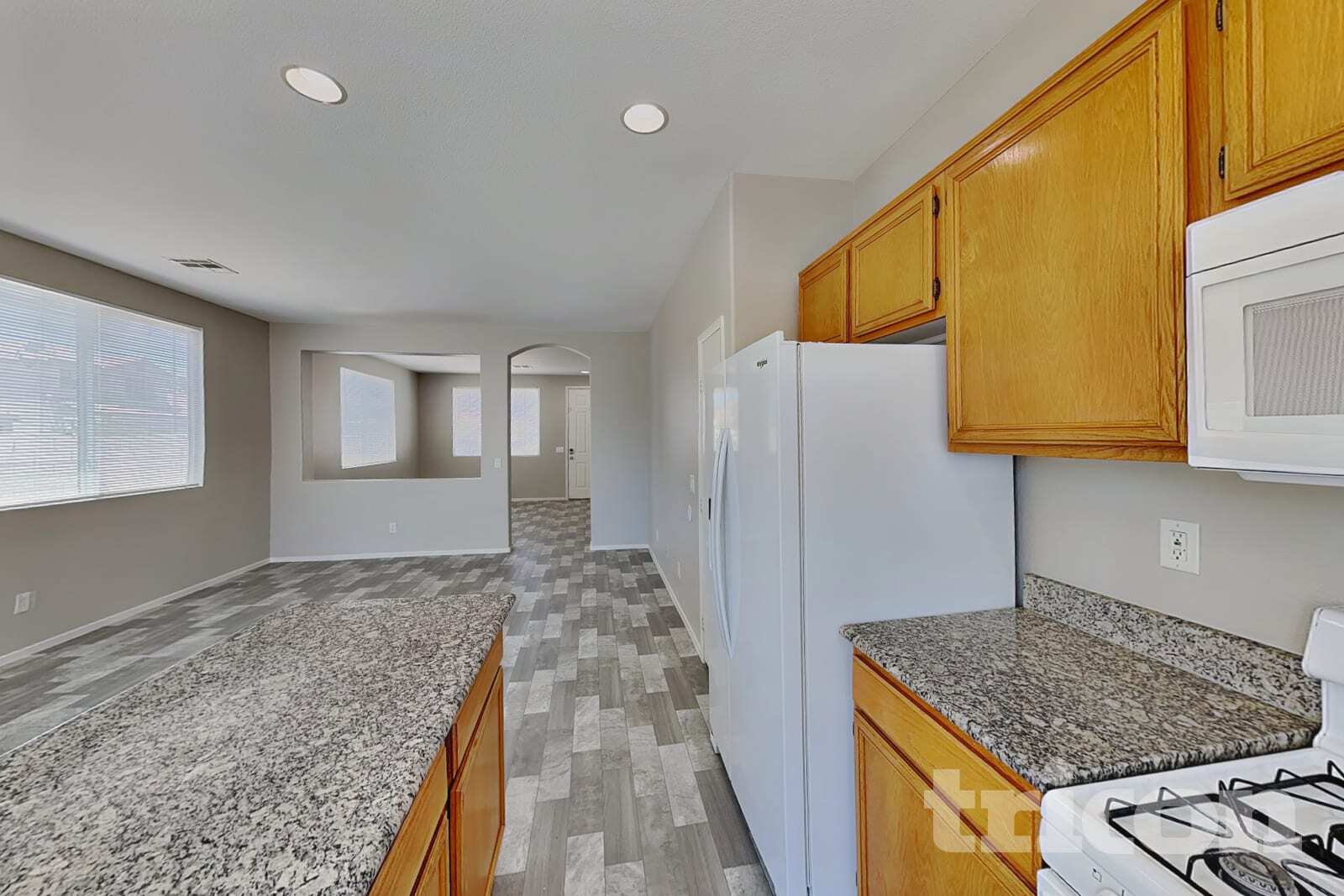 Building Photo - 5616 Deer Run Ct