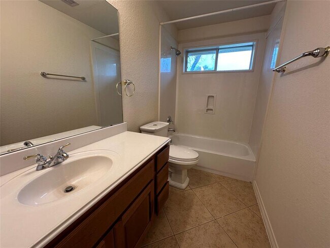 Building Photo - 3403 Covey Trail Dr