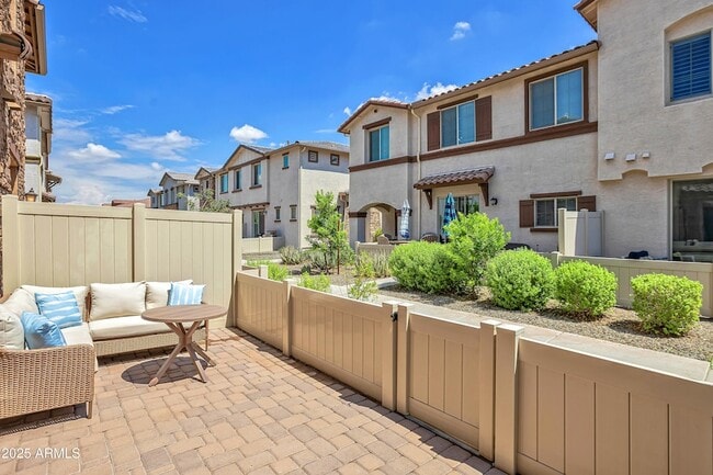 Building Photo - 4100 S Pinelake Way