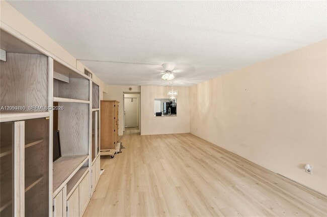 Building Photo - 4025 N Federal Hwy
