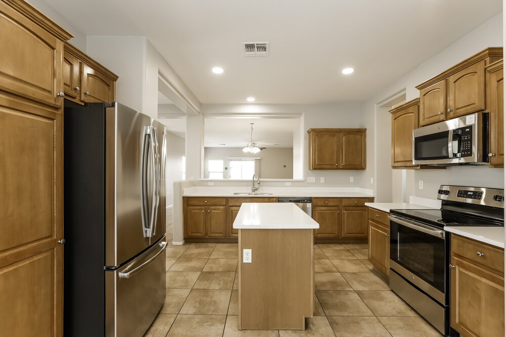 Building Photo - 5418 W Pollack St