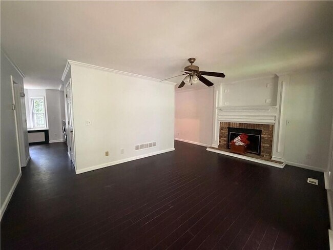 Building Photo - 3019 Chelsea Ln