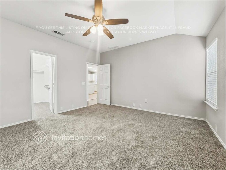 Building Photo - 2513 Tar Heel Dr