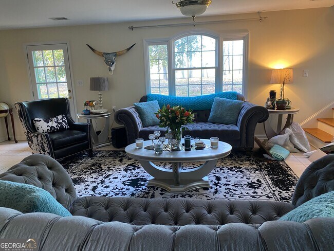 Building Photo - 919 Arnold Bottoms Rd