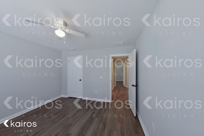 Building Photo - 11 Cottage Grove Dr