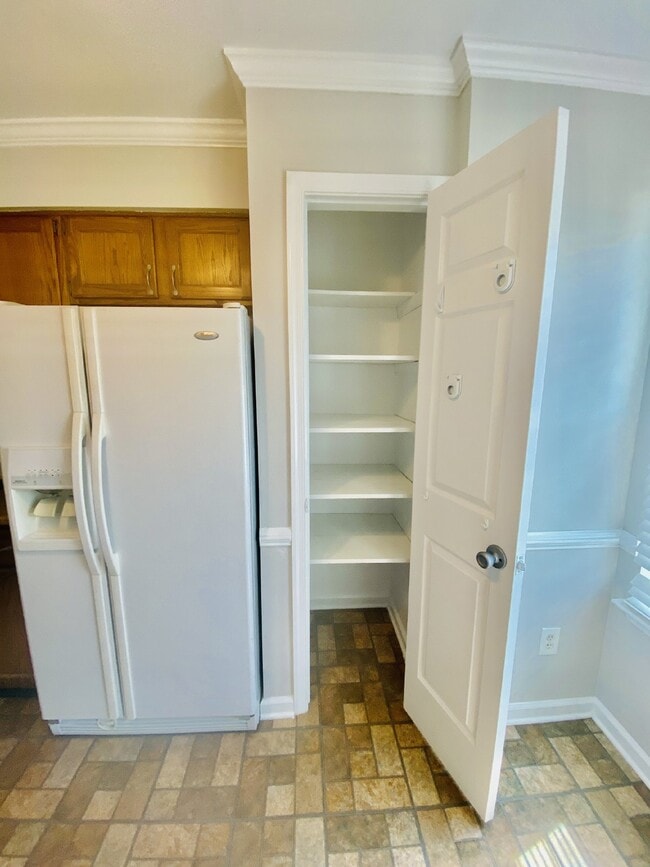 Building Photo - Beautiful 2 Bed Waterfront Townhome in Virginia Beach FOR RENT by PMI VA