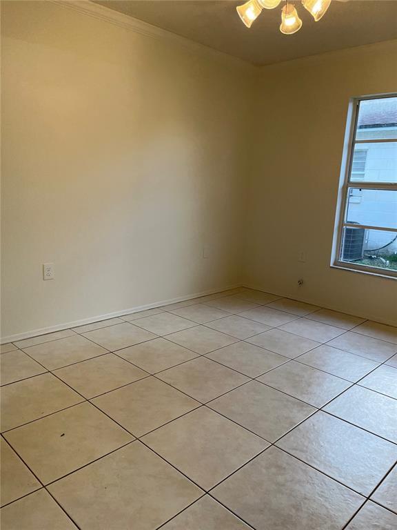 Building Photo - 3021 W Tampa Bay Blvd