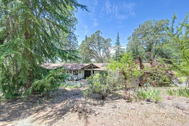 Building Photo - 16832 Alice Way