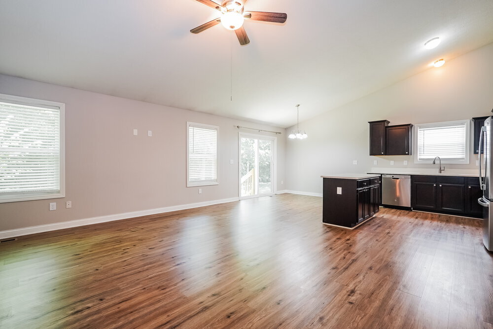 Building Photo - 349 Cloverhill Dr