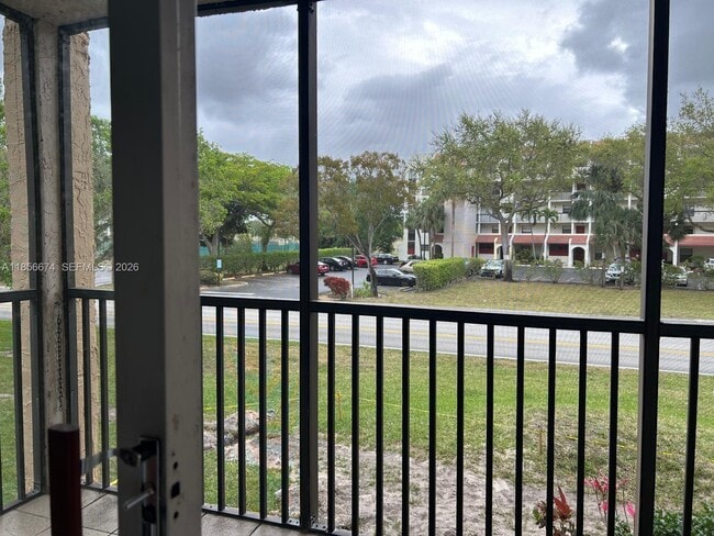 Building Photo - 3651 Environ Blvd