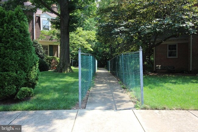 Building Photo - 2348 Wheystone Ct