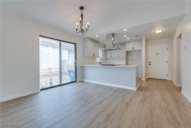 Building Photo - 8437 Lomack Ct