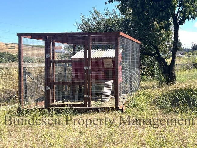 Building Photo - 7345 Stony Point Rd