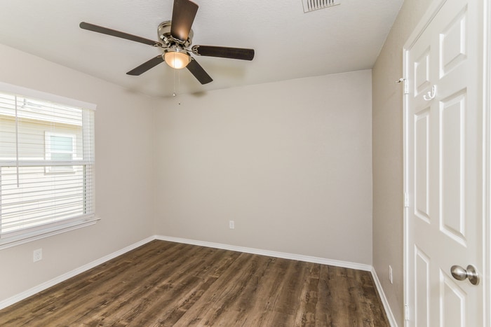 Building Photo - 11938 Silent Cyn