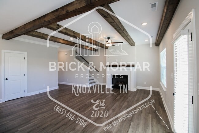 Building Photo - 1669 Spring Berry Ln