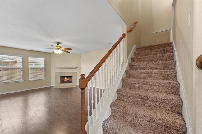 Building Photo - 8342 Loetsch Ridge Way