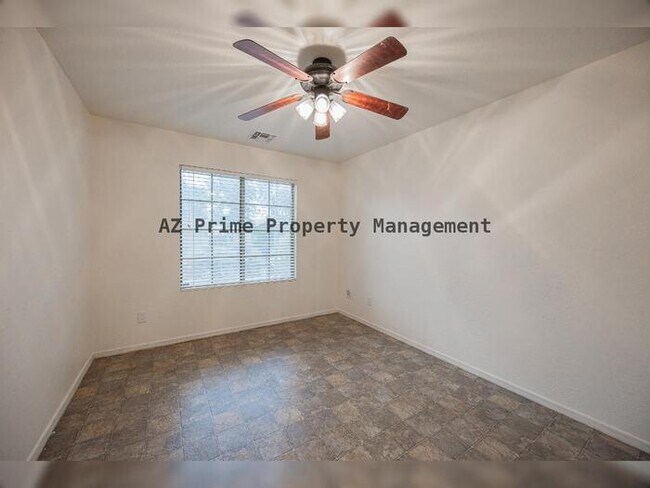 Building Photo - 11424 W Austin Thomas Dr