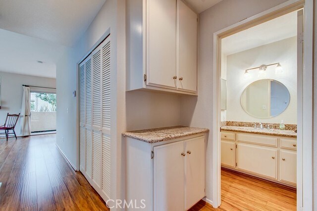 Building Photo - 58 Greenmoor