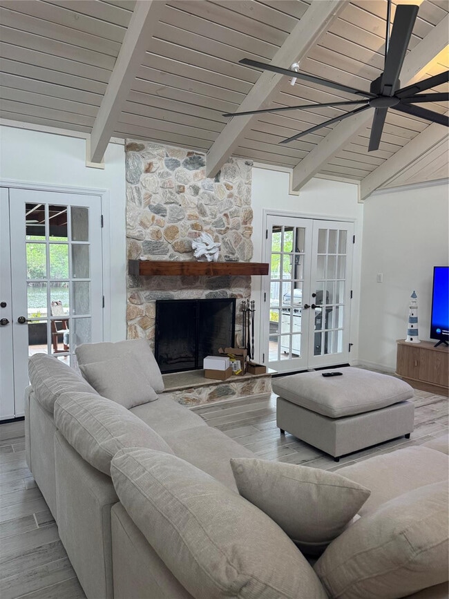 Building Photo - 929 Jackson Way