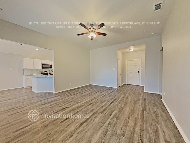 Building Photo - 512 Bretts Way