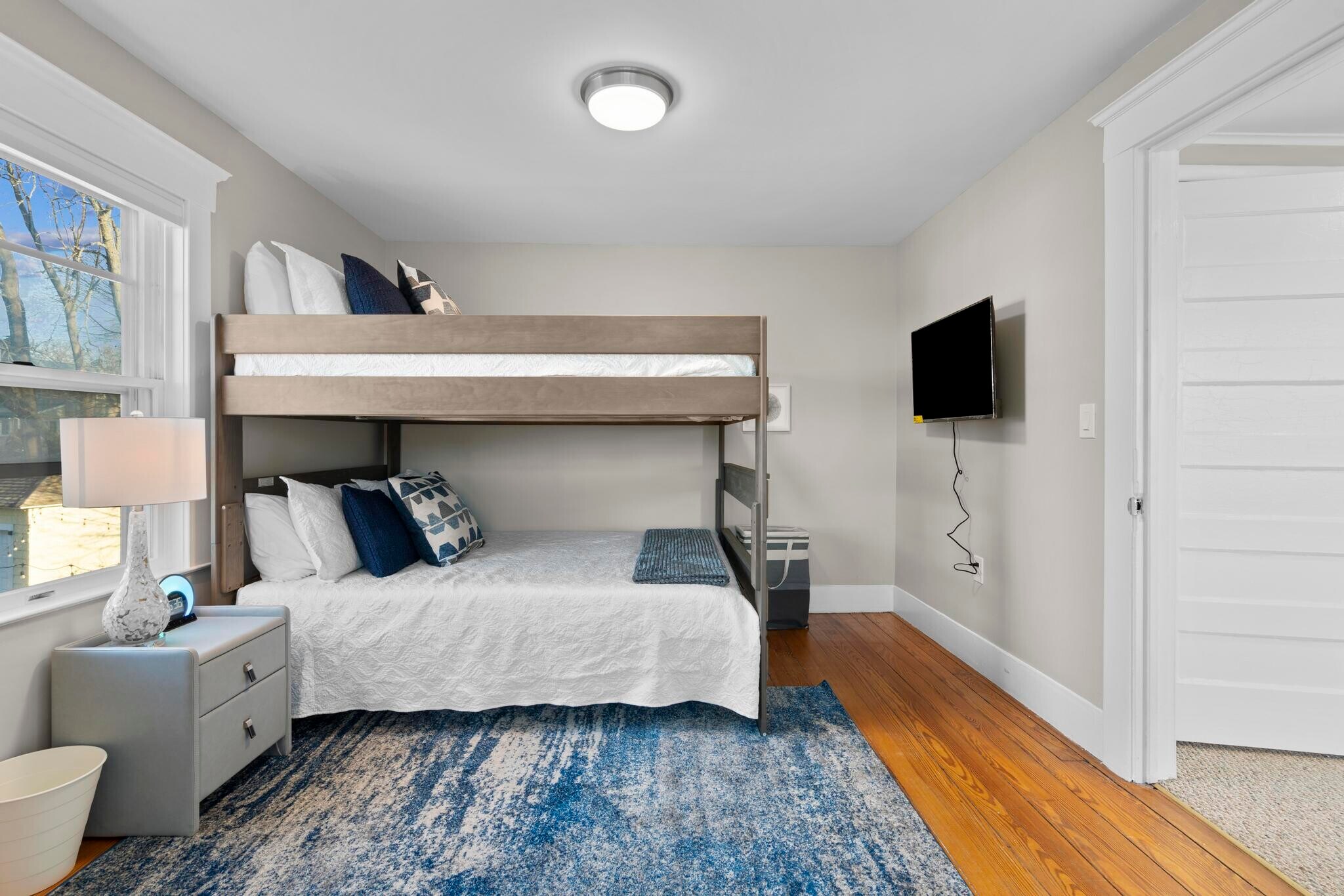 Building Photo - 11 Seaview Ave