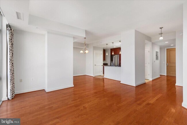 Building Photo - 11990 Market St