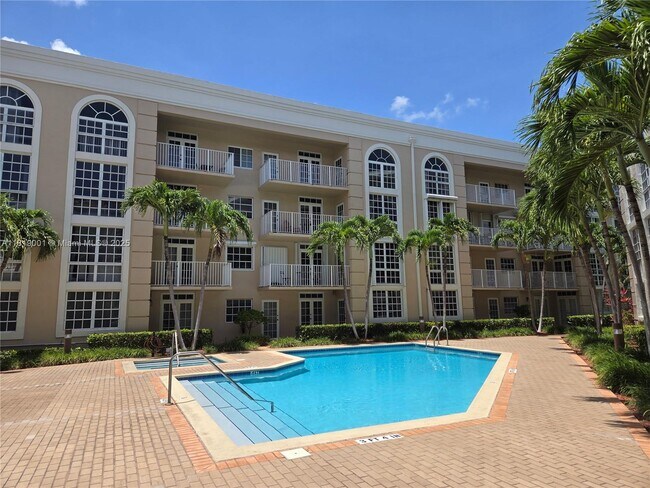 Building Photo - 1280 S Alhambra Cir