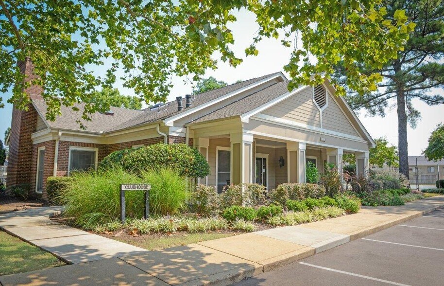 The Meadows 2154 Meadow Glade Ln Memphis TN 38134 Apartment Finder