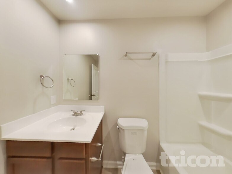 Building Photo - 838 Sunchaser Rd