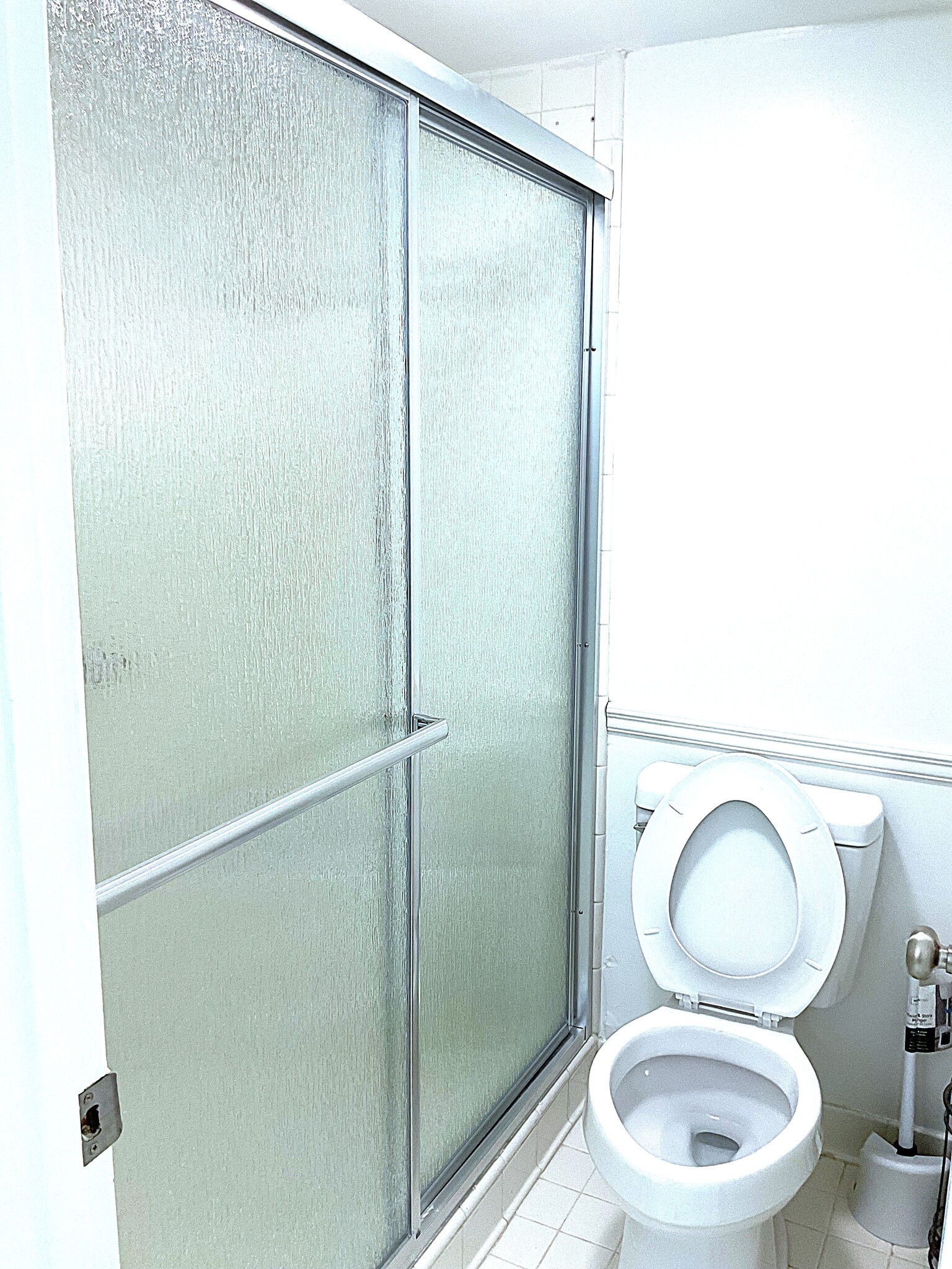 Bathroom-1 - 1001 Woodland Vlg