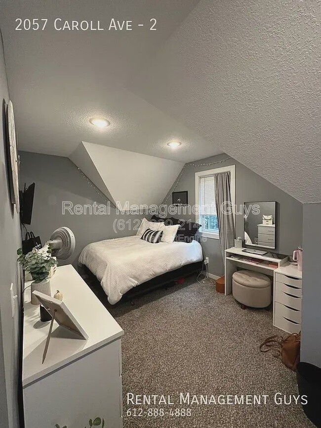 Building Photo - 2057 Carroll Ave