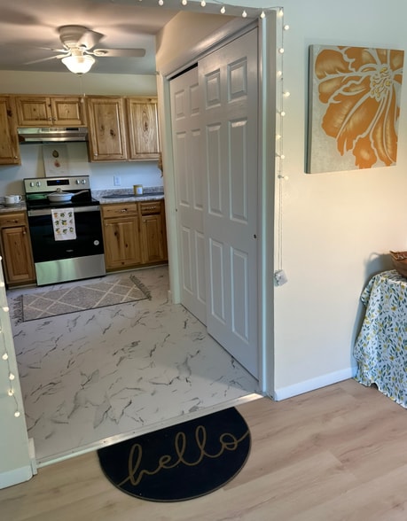 Kitchen - 91 Faith St