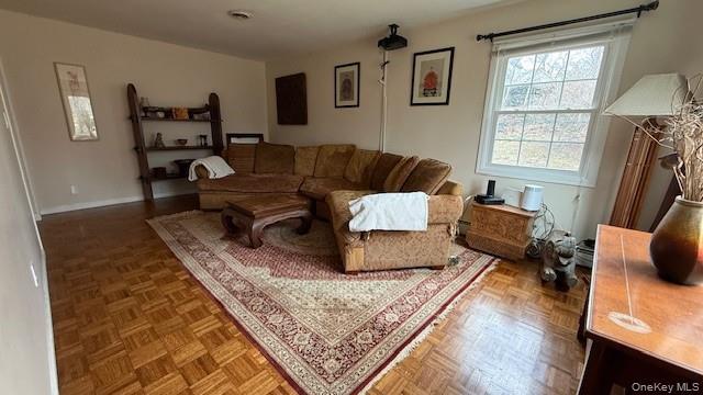 Building Photo - 3 Flower Ln