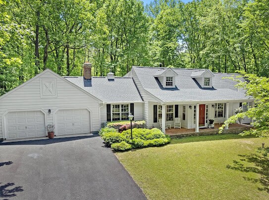 Primary Photo - 7140 Persimmon Ln