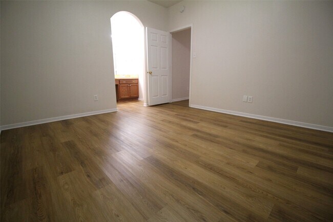 Building Photo - 21123 Sprouse Cir