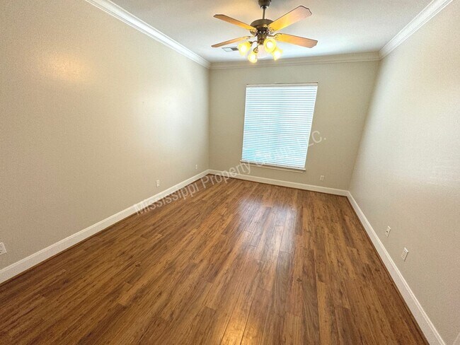 Building Photo - 3BD/3BA FOR RENT