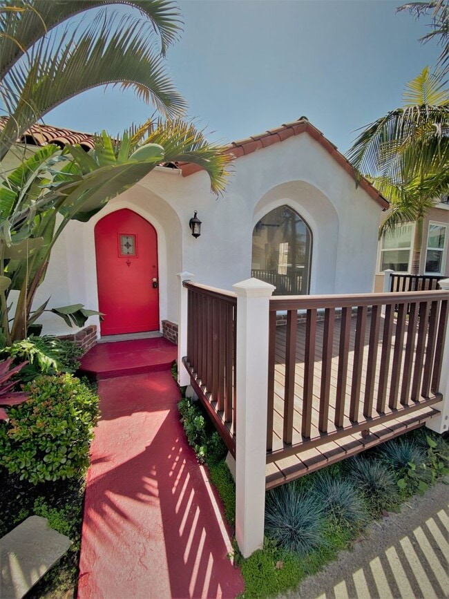 Primary Photo - Naples / Long Beach