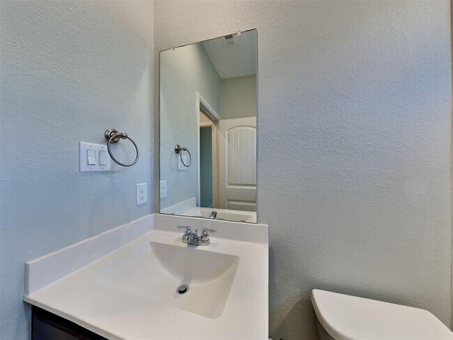 Building Photo - 5BR/4BA | Updated Single Family Home | 2-Car Garage | Gated backyard