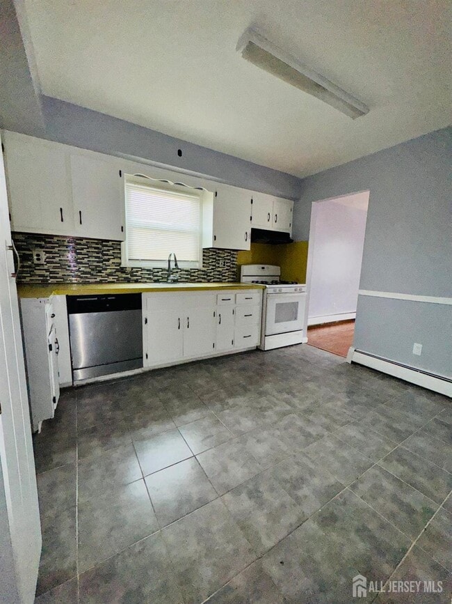 Building Photo - 32 Union Pl