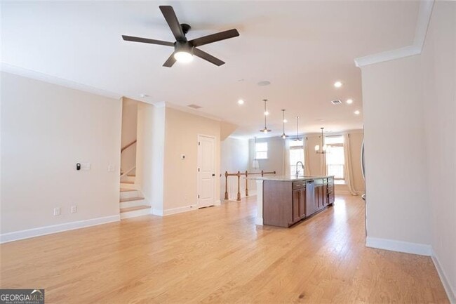 Building Photo - 1059 Caruso Dr