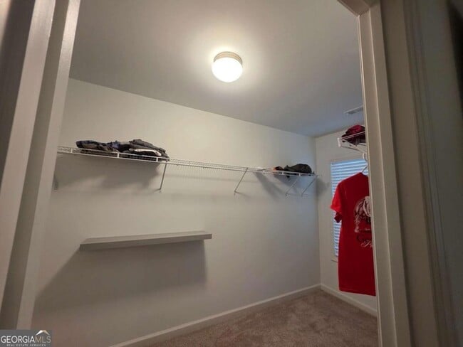 Building Photo - 5531 Garens Way
