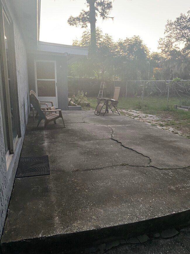 Building Photo - 1426 Castleworks Ln