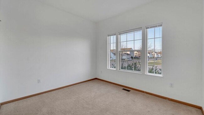 Building Photo - 7275 Winterbek Ave
