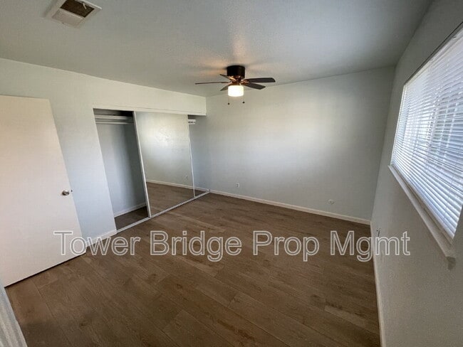 Building Photo - 8724 Halverson Dr