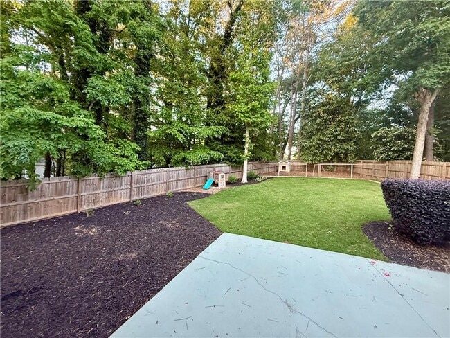 Building Photo - 9695 N Pond Cir