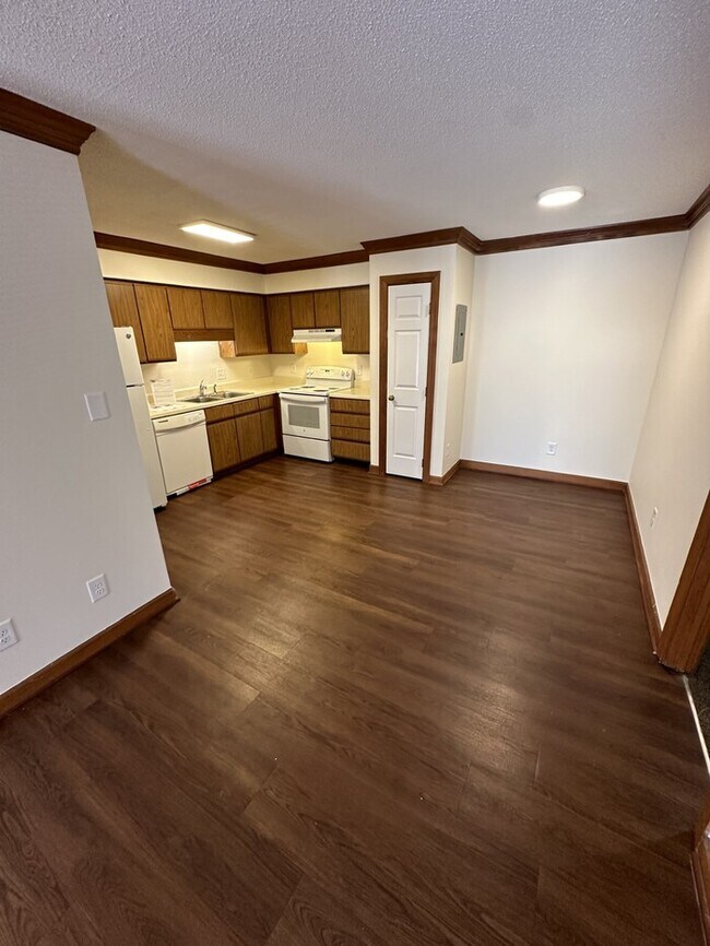 Building Photo - 3521 Ivy Commons Drive